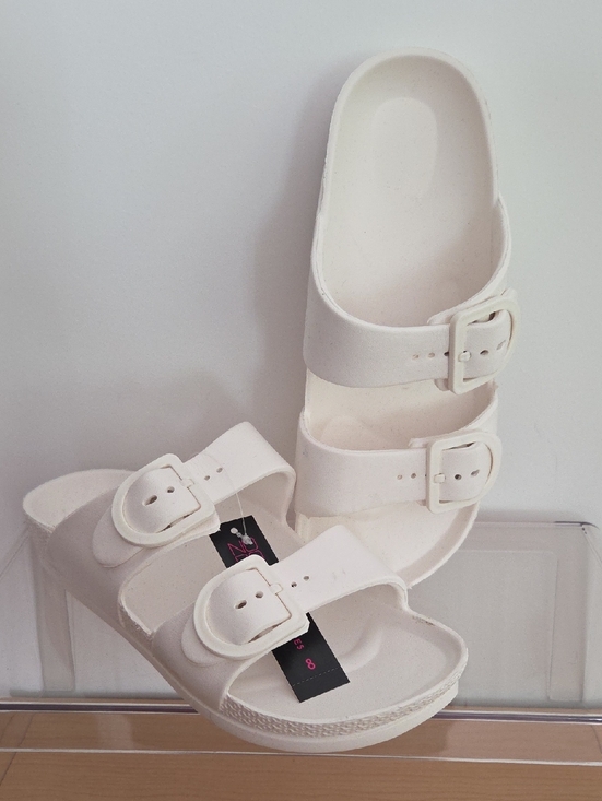 No Boundaries Shoes - No Boundaries NWT White Double-Buckle Slide Sandals Size 8